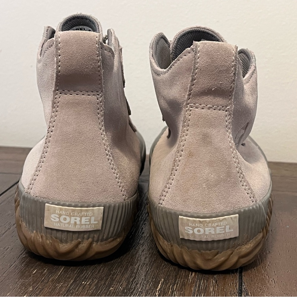 Sorel Women's Ankle Duck Boots in Taupe and Gray - Picture 8 of 9